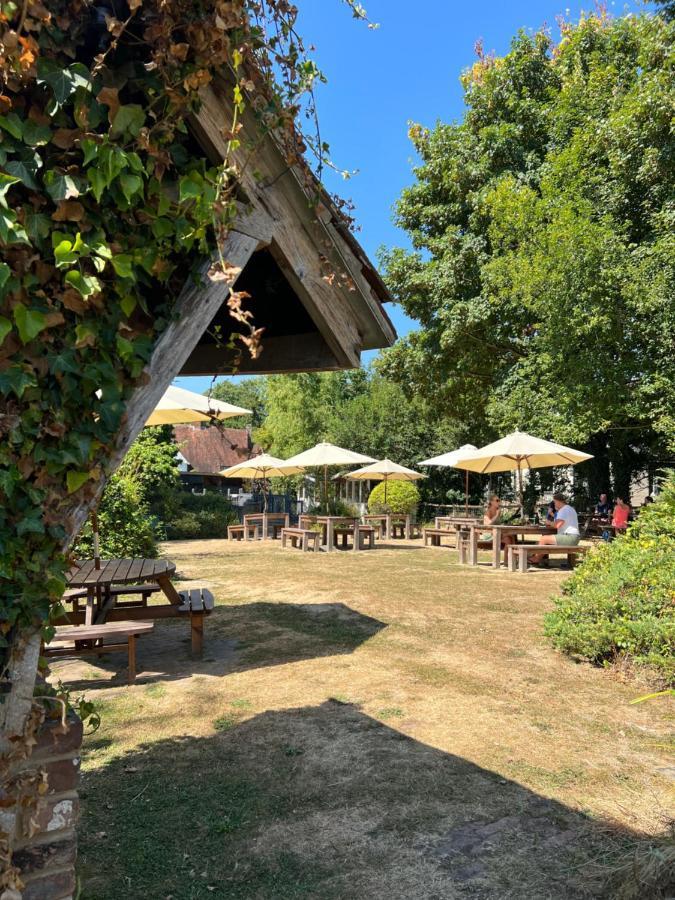 Hotel The Chequers Lamberhurst Exterior foto